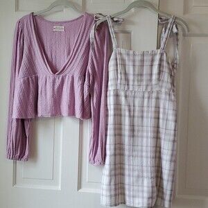 HOLLISTER PLAID COTTON SHEATH DRESS WHITE LAVENDAR ADJUSTABLE TIES SUMMER